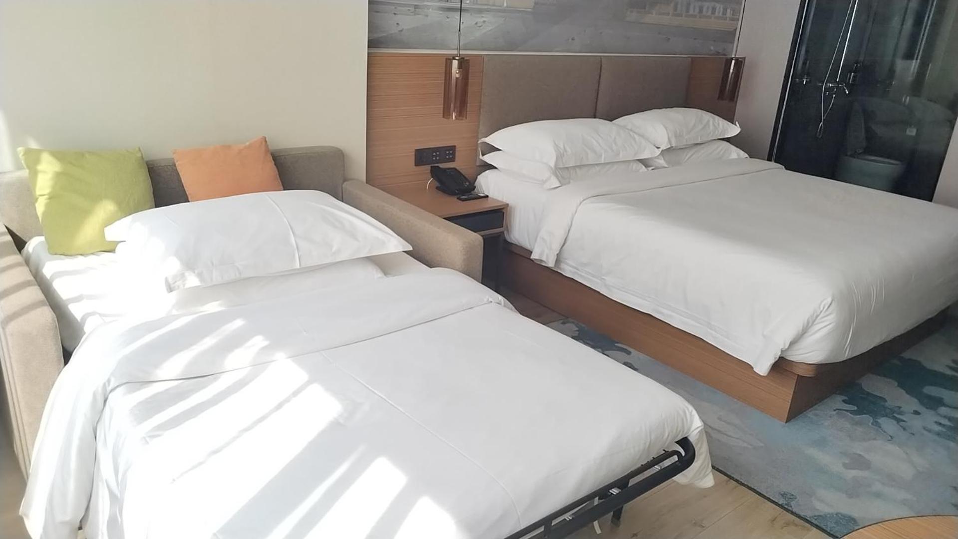 Aurea Central Hotel Phnom Penh Bagian luar foto